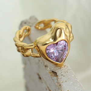 Anillos de Acero Inoxidable Plateados con Corazón Morado Vintage, Diseño de Moda Personalizado, Resistentes al Agua, con Piedras Oxidadas - Product Image 5