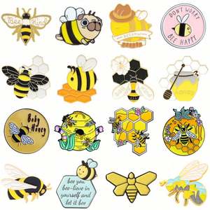 Colección de Broches de Abeja Creativos Personalizados, Pin de Esmalte Personalizado de Aleación Redonda con Diseño de Recolectores de Miel Amarilla - Product Image 2