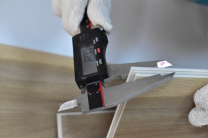 Revêtement de sol SPC en <span class=keywords><strong>PVC</strong></span> imperméable 4 mm 6 mm, vinyle <span class=keywords><strong>imitation</strong></span> bois, système clic - Product Image 6