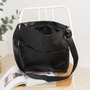 Bolsa de Gimnasio al por Mayor, Mochila Retro de PU Portátil, Color Marrón Sólido, Gran Capacidad, Bandolera para Mujer - Product Image 3