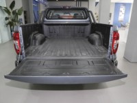 Nouvelle voiture Changan Lantuo 2022 2.0T Manuelle à deux roues motrices Essence Pick-up à benne longue Turbocompressée R17 Conduite à gauche Intérieur sombre