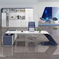 Mobilier de bureau moderne de luxe haut de gamme pour boss Directeur exécutif en forme de L avec armoire latérale Bureau blanc