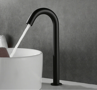 Robinet de lavabo moderne monotrou en laiton chromé avec capteur infrarouge automatique Robinet d'eau à une poignée avec noyau de valve en céramique