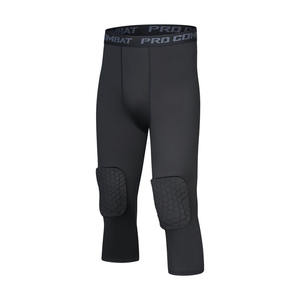 Pantalones de compresión acolchados 3/4 para baloncesto con protección de rodilla tipo panal - Product Image 5
