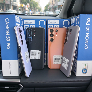 หน้าจอโค้งรุ่น Camon50Pro ขนาด 6.9 นิ้ว ระบบปฏิบัติการ Android15 ความจุ 256GB/512GB/1TB แบตเตอรี่ 6900mAh ชิปประมวลผล Deca Core รองรับ 5G หน้าจอ AMOLED 144Hz รองรับการชาร์จแบบมีสาย - Product Image 3