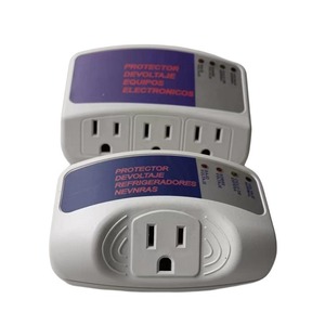Prise de protection contre les surtensions à réinitialisation automatique de style américain 120V avec voyant lumineux, trois broches, stabilisateurs de surtension/sous-tension - Product Image 5