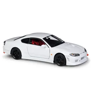 Welly 1:24 Nissan Silvia S-15 modèle de voiture cadeau de collection véhicules jouets moulés sous pression