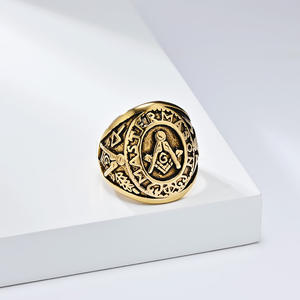 Anillo de Acero de Titanio con Logotipo Masónico Retro de Estilo Europeo Americano para Hombre, Diseño Geométrico en Forma de Escudo, Dos Tonos de Acero y Oro - Product Image 2