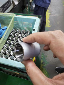 Services de fraisage CNC de précision professionnels de haute qualité sur mesure en 3D, usinage de l'acier inoxydable et de l'aluminium au Vietnam - Product Image 2