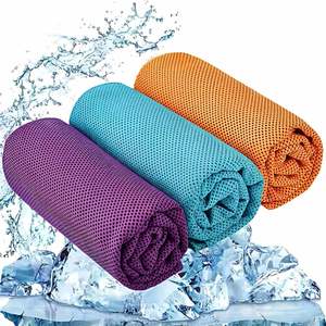 Serviette de sport en microfibre rafraîchissante à séchage rapide, anti-transpiration, avec logo personnalisé - Product Image 1