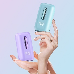 Offre Spéciale : Batterie Externe PD 20W avec Affichage LED Numérique, 10000mAh Haute Capacité, Câbles Intégrés - Product Image 1