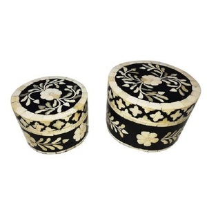 Elegante joyero hecho con madera de calidad y trabajo de incrustaciones de hueso hecho a mano adecuado para regalos y hogar de la India - Product Image 5