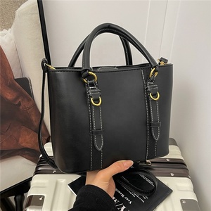 New Design 2026 Trendy Fashion PU Leather Ladies Small Tote Hand Bag Portable Daily <strong>Women</strong> <strong>Crossbody</strong> Shoulder Bag Small <strong>Handbag</strong> - Product Image 4
