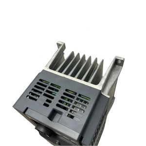 Nouveau variateur de fréquence original VFD FR D740 0.4K CHT compact pour la maison et l'industrie légère en stock - Product Image 4