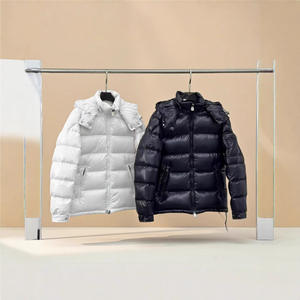 Chaqueta Estilo Canadiense Más Vendida de MON, Modelo MAYA, Apta para Hombres y Mujeres, Cortavientos con Cremallera, Estilo Outdoor, Talla 1:1, Alta Calidad - Product Image 1