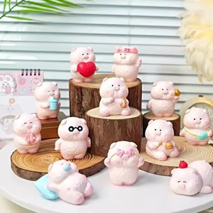 Cute Victory Pig Resin Ornament Handmade Animal Figurine Home Decoration Gift Craft - Product Image 1