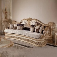 Ensemble de canapés de luxe RH, design royal français, en bois massif doré antique et tissu, fait main, écologique, pour salon haut de gamme