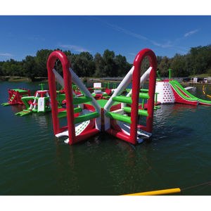 Parc aquatique <span class=keywords><strong>gonflable</strong></span> flottant <span class=keywords><strong>sur</strong></span> le lac, parc aquatique <span class=keywords><strong>gonflable</strong></span>, <span class=keywords><strong>parcours</strong></span> d'obstacles aquatiques gonflables, parc d'attractions <span class=keywords><strong>gonflable</strong></span> <span class=keywords><strong>sur</strong></span> <span class=keywords><strong>l</strong></span>'<span class=keywords><strong>eau</strong></span> - Product Image 4