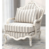 Fauteuil bas à dossier bas en bois sculpté de style français de luxe de conception américaine Salon Fauteuil Berger