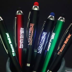 Stylo en plastique personnalisé avec logo laser et éclairage LED, cadeau promotionnel de haute qualité, écran tactile pour corps en forme de plume, encre noire/bleue - Product Image 4