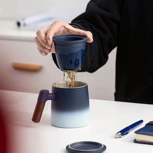 Ensemble de portefeuilles personnalisés haut de gamme avec impression UV, en cuir PU marron/noir, coffret cadeau promotionnel d'entreprise pour le Nouvel An - Product Image 5