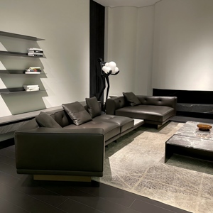 Ensemble de canapés sectionnels de luxe modernes en cuir véritable marron avec rembourrage en éponge pour hôtel, appartement, villa, salon, style campagnard américain - Product Image 3