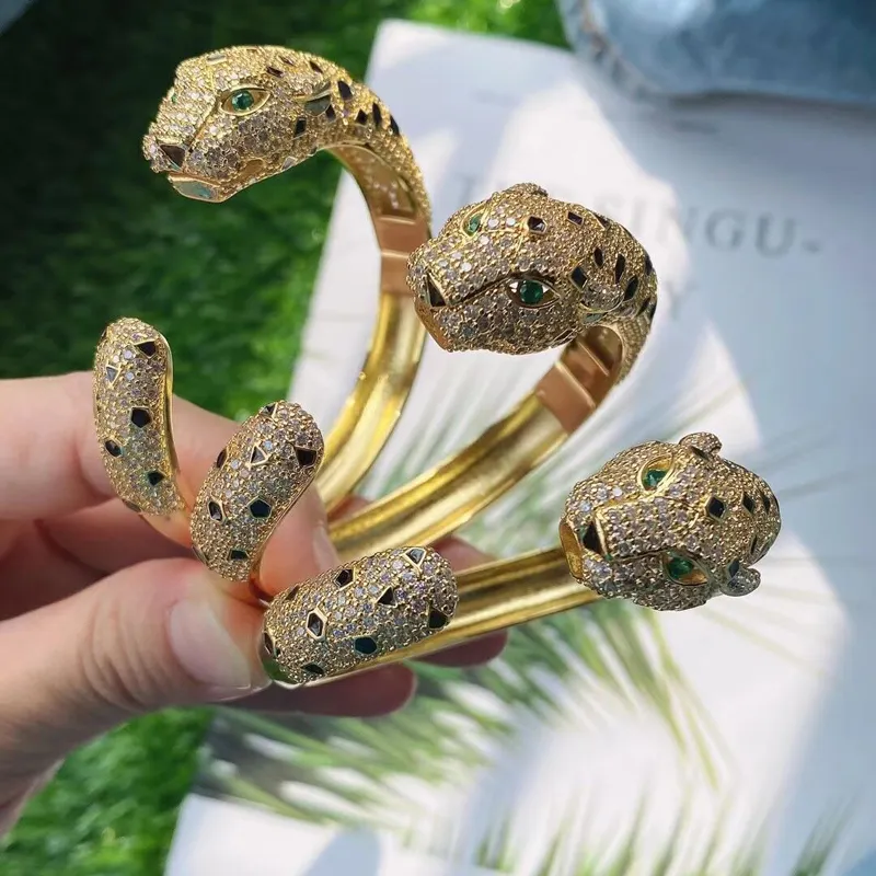 Wholesale High Quality Luxury 24K Gold Plated Micro Pave Wrap Cubic Zirconia Diamond Snake Leopard Open Cuff Bracelet Bangle