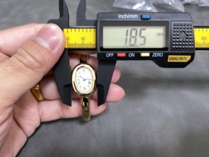 Reloj de Lujo para Mujer con Diamantes VVS de Súper Calidad, Movimiento de Cuarzo Suizo de Fábrica BBA, Mini Reloj de Baño Dorado para Mujer, Nuevo y Hermoso - Product Image 2