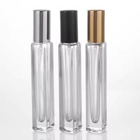 Bouchon en aluminium de bouteille en verre de forme carrée portable de 10ml 15ml avec atomiseur pour bouteilles de pulvérisation de brume fine de parfum