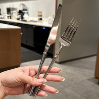 Ensemble de couverts de luxe en acier inoxydable 304 avec logo personnalisé pour restaurant et hôtel