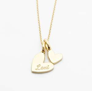 Collier Double deux cœurs personnalisé en acier inoxydable, pendentifs minuscules, nom gravé, Date, année, bijoux <span class=keywords><strong>d</strong></span>'<span class=keywords><strong>amour</strong></span>, cadeau - Product Image 1