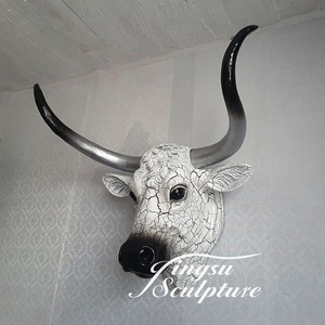 Precio barato <span class=keywords><strong>de</strong></span> interior decoración resina <span class=keywords><strong>Cabeza</strong></span> <span class=keywords><strong>de</strong></span> <span class=keywords><strong>Vaca</strong></span> escultura - Product Image 5
