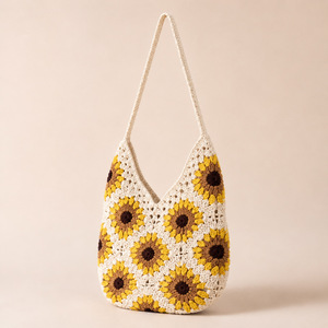 Borsa tote fatta a mano all'uncinetto con motivo a rombi, stile nonna, bianca e nera, tessitura geometrica, stile Ins, retrò, artistica, da spiaggia - Product Image 2