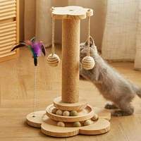 Arbre à chat en bois de style moderne avec griffoir en sisal, écologique, durable, facile à assembler, design pliable pour usage intérieur