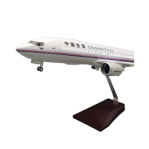Modellino in Scala dell'Aereo Boeing 737 dell'Aeronautica Militare Cinese con Ruote Girevoli e Luci LED, Grande <span class=keywords><strong>Regalo</strong></span> <span class=keywords><strong>per</strong></span> Appassionati di Aviazione <span class=keywords><strong>Civile</strong></span> - Product Image 6