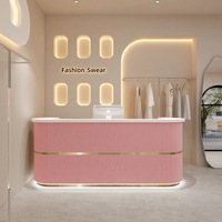 Comptoir de réception incurvé en bois de style crémeux pour salon de beauté, magasin de vêtements et comptoirs de bar