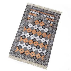 Alfombra de oración plegable con diseño de flor de cerezo en tela chenilla hecha a medida, tejido de poliéster, entrega/stock disponible al por mayor/Musulmán - Product Image 1