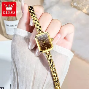 Reloj de Pulsera para Mujer, Modelo 3691, Versátil, Dorado, Resistente al Agua 3BAR, Cuarzo, Acero Inoxidable, con Manecillas - Product Image 2