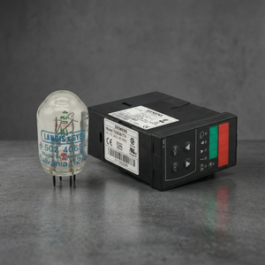 Lámpara UV Serie AGR para Sistema de Detección de Llama Siemens, Fabricada en Alemania - Product Image 4