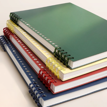 B5 A5 Loose-Leaf Spiral Notebooks Detachable Comfortable Hold Cover Specially Designed for Middle High School College Students