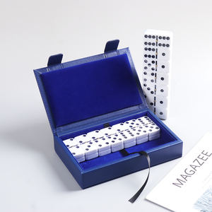 Boîte de rangement élégante pour dominos avec rabat magnétique, boîte de jeu de dominos en cuir - Product Image 2