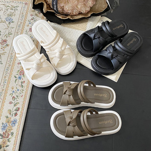 Chaussons d'hiver pour femmes et hommes, taille universelle, antidérapants, doux et chauds, chaussures d'intérieur pour l'hiver - Product Image 4