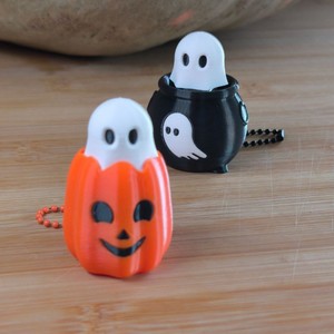 Llavero de calabaza fantasma con caldero de bruja impreso en 3D, un divertido juguete antiestrés para escritorio - Product Image 4