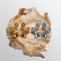 Pendientes Escultóricos Ondulados de Latón Chapado en Oro de 18K, Pendientes Colgantes con Cinta Curva Geométrica y Atrevida para Mujer, Ideales para Fiestas