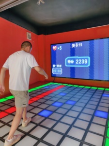 Tương Tác Ánh Sáng Sàn Trò Chơi Sàn Mua Sang Trọng Mới 18x18 Epoxy Không Gương Bông Tuyết Wed Chuyên Nghiệp Tương Tác Ánh Sáng - Product Image 2