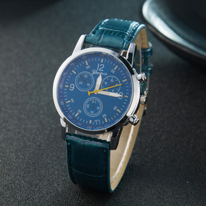 <span class=keywords><strong>Montre</strong></span>-bracelet à quartz en cuir pour <span class=keywords><strong>homme</strong></span>, style Genève, vente chaude, montres de sport OEM en gros - Product Image 6