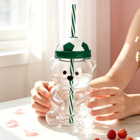 Mignon Gobelet en Verre en Forme d'Ours avec Couvercle et Paille Motif Football, Tasse Créative Réutilisable pour Café Glacé et Jus, Cadeau pour Filles