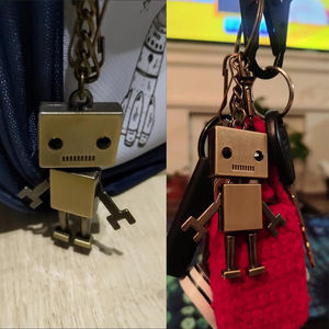 Porte-clés Robot Vintage en Gros, Pendentif Métallique Articulé, Bijou Cadeau pour Homme Femme, Accessoires Clés - Product Image 2