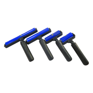 Hot Bán Kho Kho Tái Sử Dụng 20 Inch Màu Đen Nhựa Xử Lý Màu Xanh Silicone Con Lăn Cho Phòng Sạch - Product Image 1