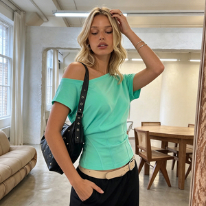 Camiseta de algodón transpirable informal de manga corta con hombros descubiertos y cintura ajustada de color liso estilo Y2K para mujer - Colección de verano - Product Image 4